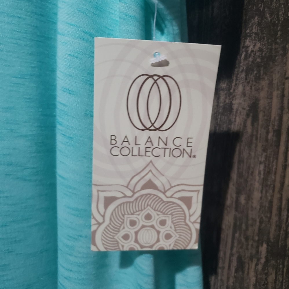 Balance Collection Cold Shoulder Top - Picture 4 of 5